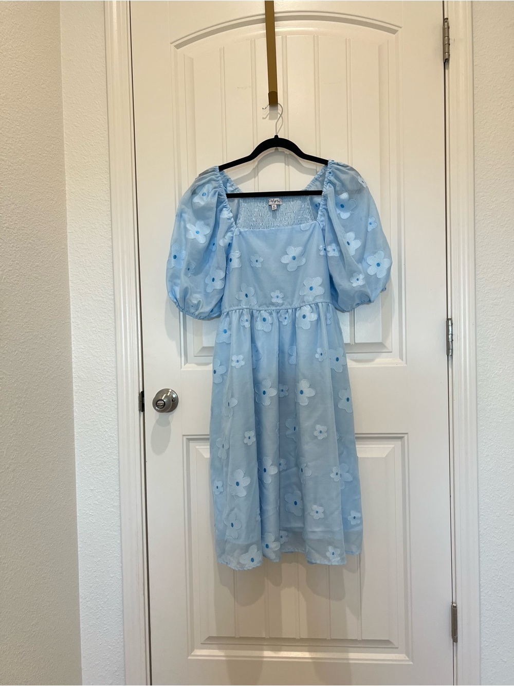 Blue Floral Puff-Sleeve Dress with Square Neck - Picture 6 of 11